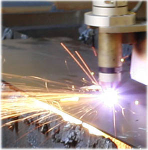 macchine industriali con taglio a plasma