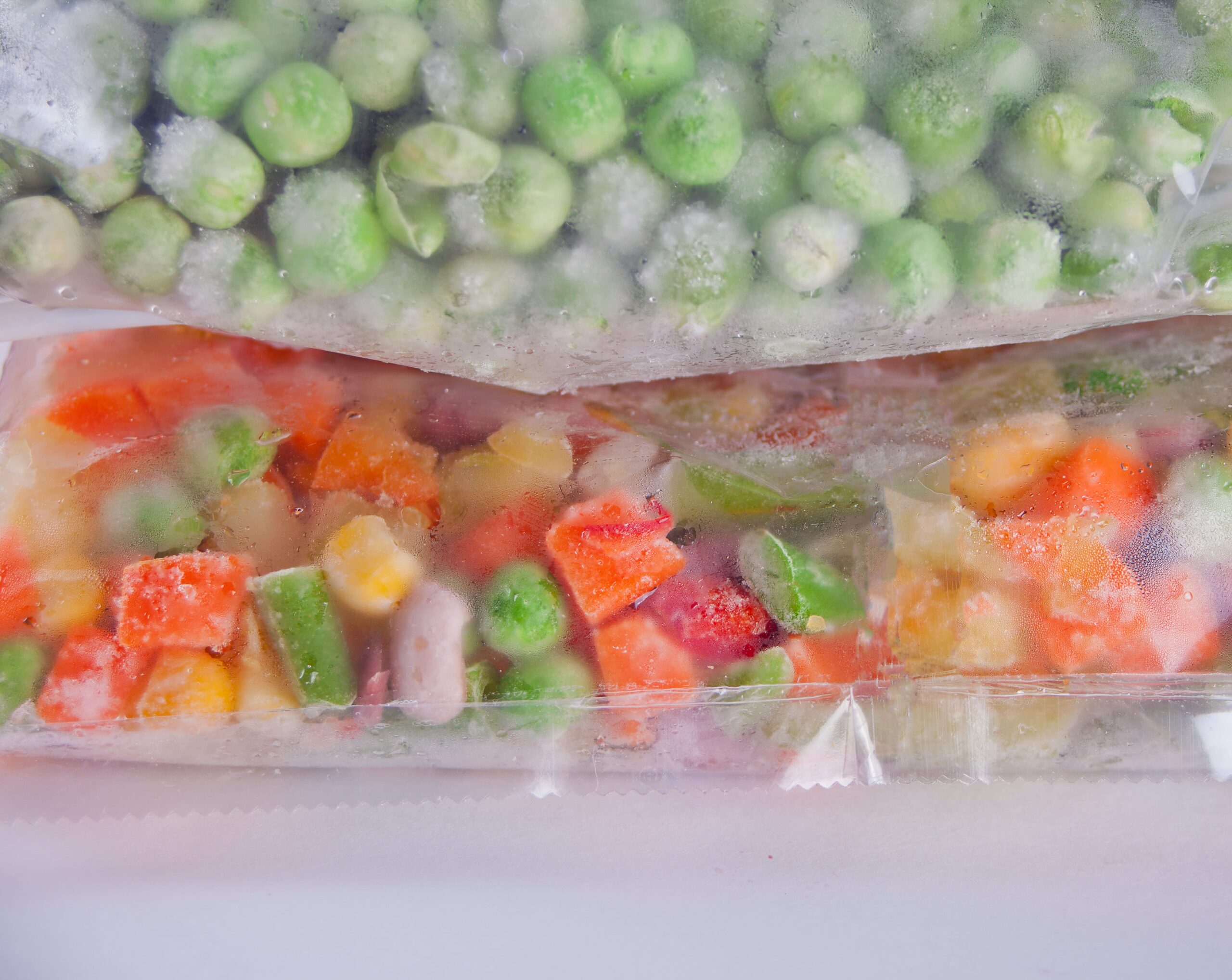 Замороженные овощи в упаковке. Шоковая заморозка овощей. Замороженные овощи. Овощи замороженные в пакетах. Замороженные овощи в пакетах для заморозки.