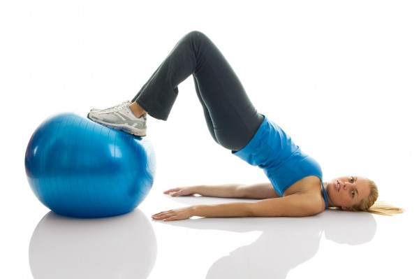 esercizi con Fitball 