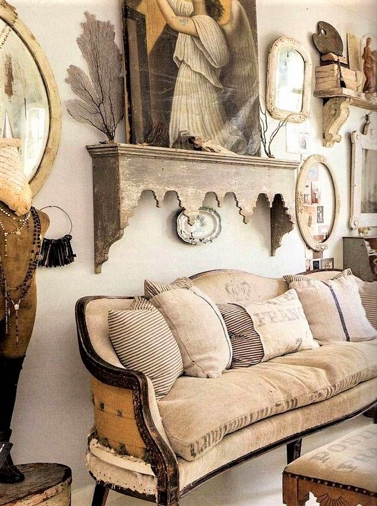 mensole e dettagli in stile country